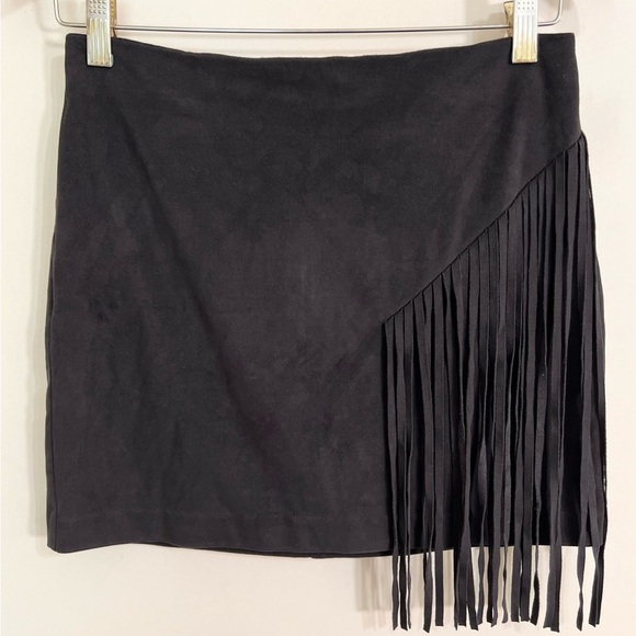 FOREVER 21 One Side Fringe Faux Suede Mini Skirt Cowgirl Western Fall Rodeo S - Picture 1 of 12